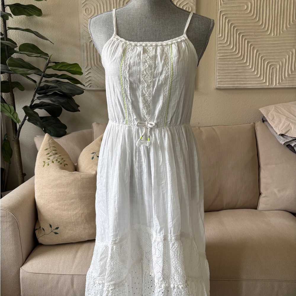Beautiful White Summer Dress!
